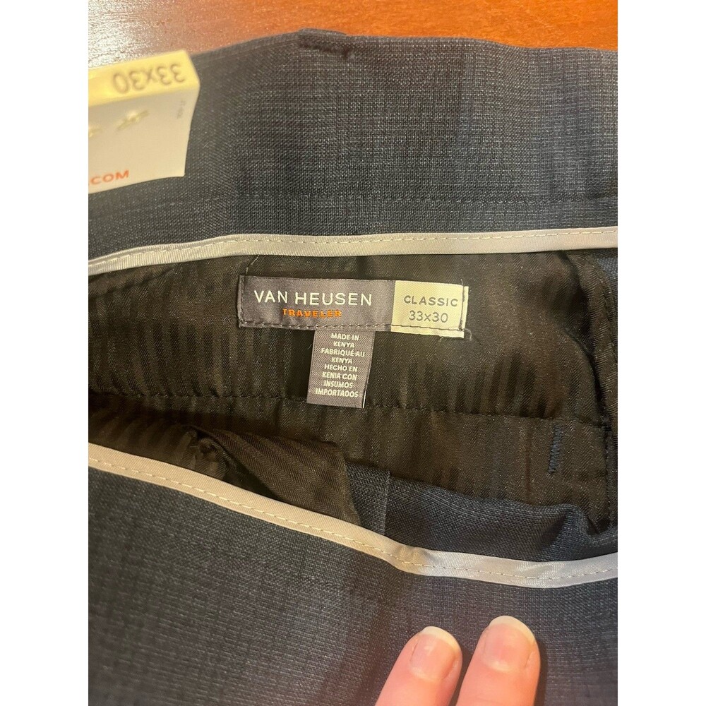 NWT Van Heusen Traveler 33x30 No Iron Premium Classic Fit - Picture 4 of 6